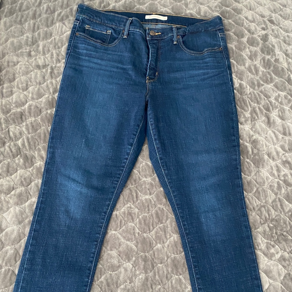 Levi’s 311